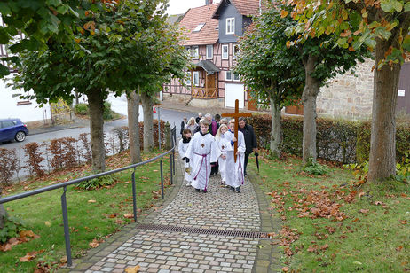 Gräbersegnung auf dem Friedhof in Naumburg